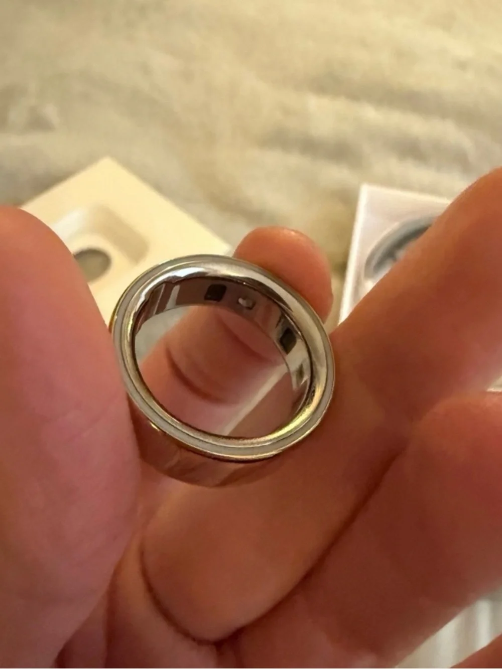 Oura Ring Gen 4 in gold size 9